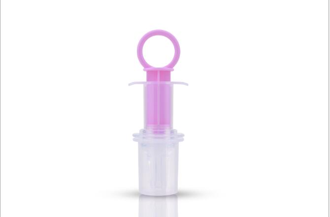 Infant medicine dispenser for everyday use